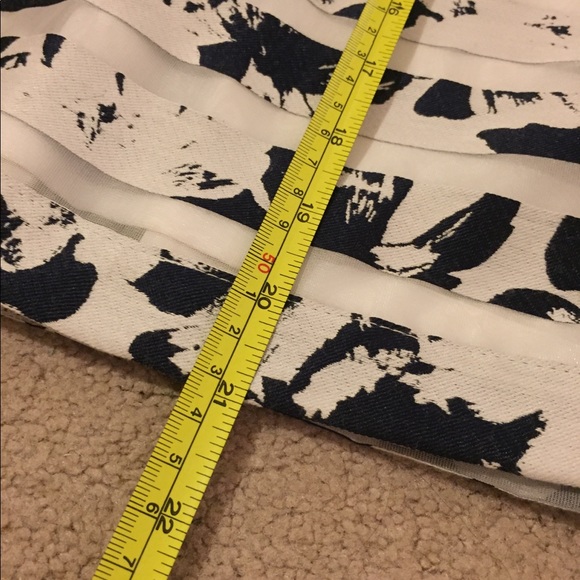 Ann Taylor Petite Skirt - Picture 7 of 8